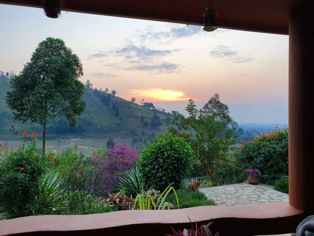 Nyore Hillside Retreat Mbarara Exterior photo